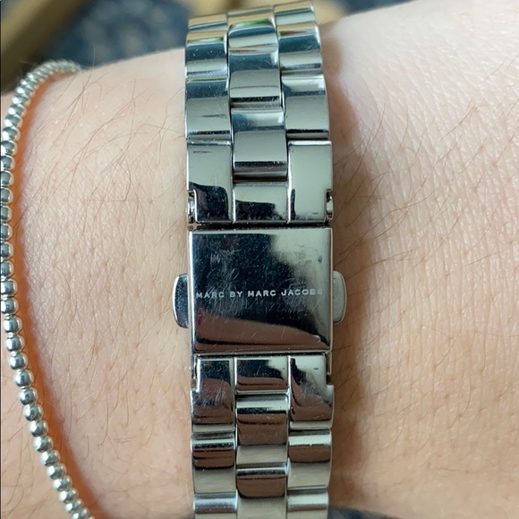 Marc Jacobs watch - Picture 3 of 3